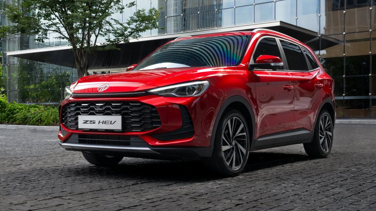 Každé desáté nové auto v Británii je čínské. Chybí domácí konkurence